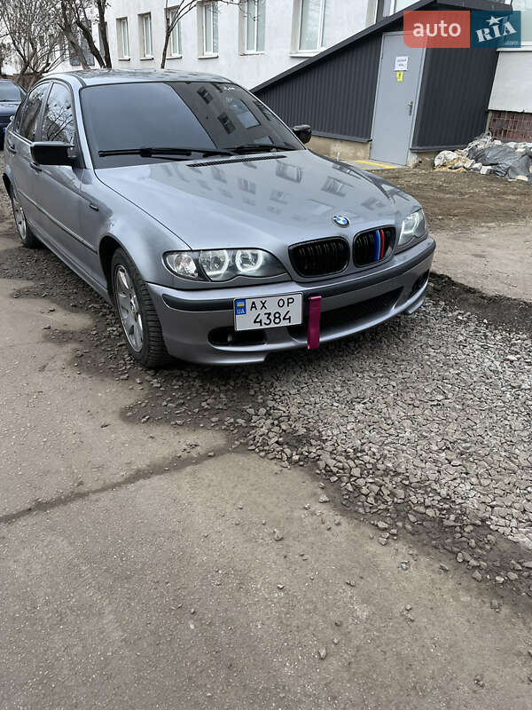Седан BMW 3 Series 2004 в Харькове