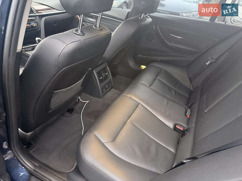 Седан BMW 3 Series 2013 в Киеве