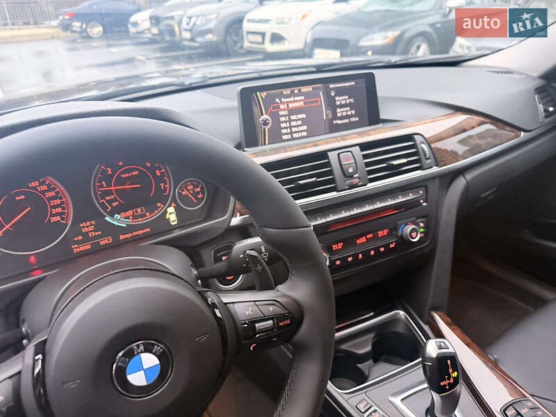 Седан BMW 3 Series 2013 в Киеве