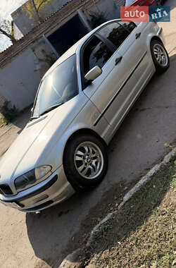 Седан BMW 3 Series 2000 в Павлограде