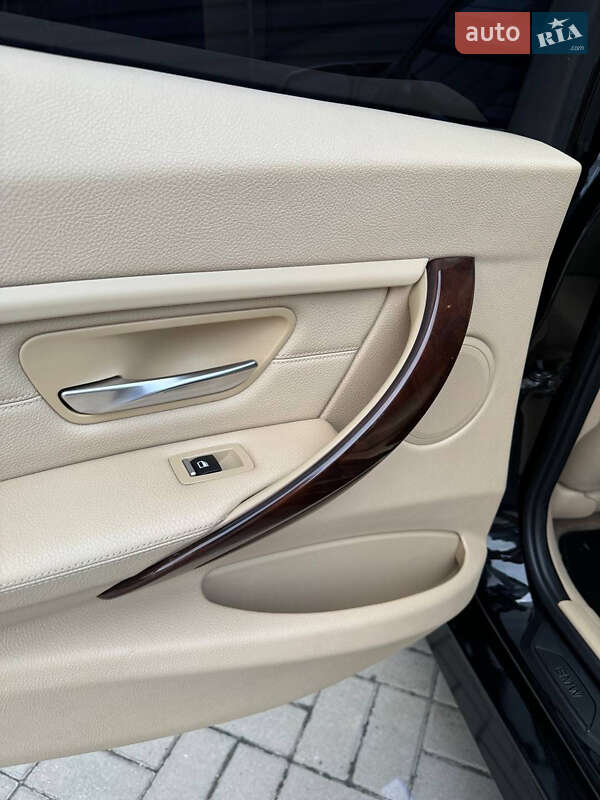 Седан BMW 3 Series 2012 в Черкассах