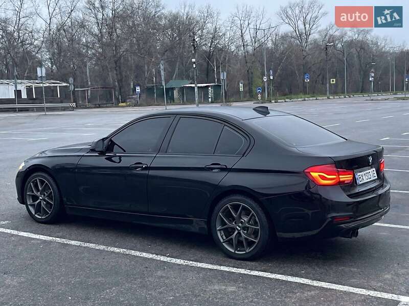 Седан BMW 3 Series 2016 в Киеве