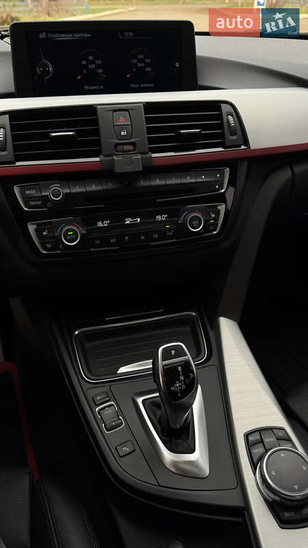 Седан BMW 3 Series 2015 в Николаеве
