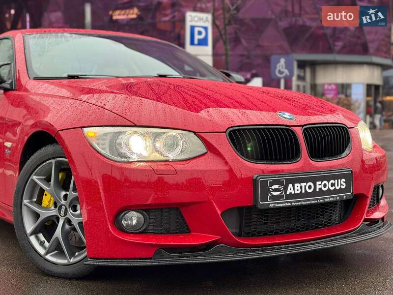 Купе BMW 3 Series 2011 в Киеве