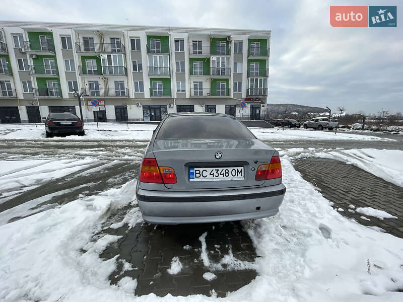 Седан BMW 3 Series 2004 в Львове