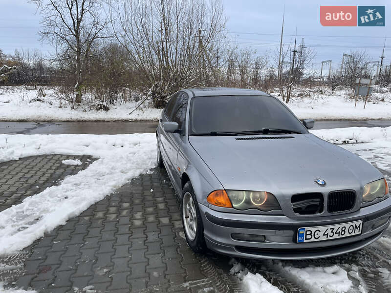 Седан BMW 3 Series 2004 в Львове