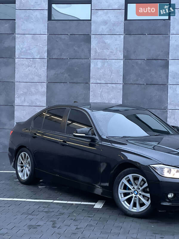 Седан BMW 3 Series 2012 в Сарнах фото 10 Седан BMW 3 Series 2012 в Сарнах