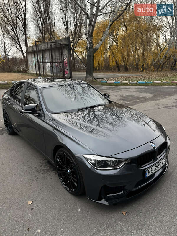 Седан BMW 3 Series 2015 в Днепре