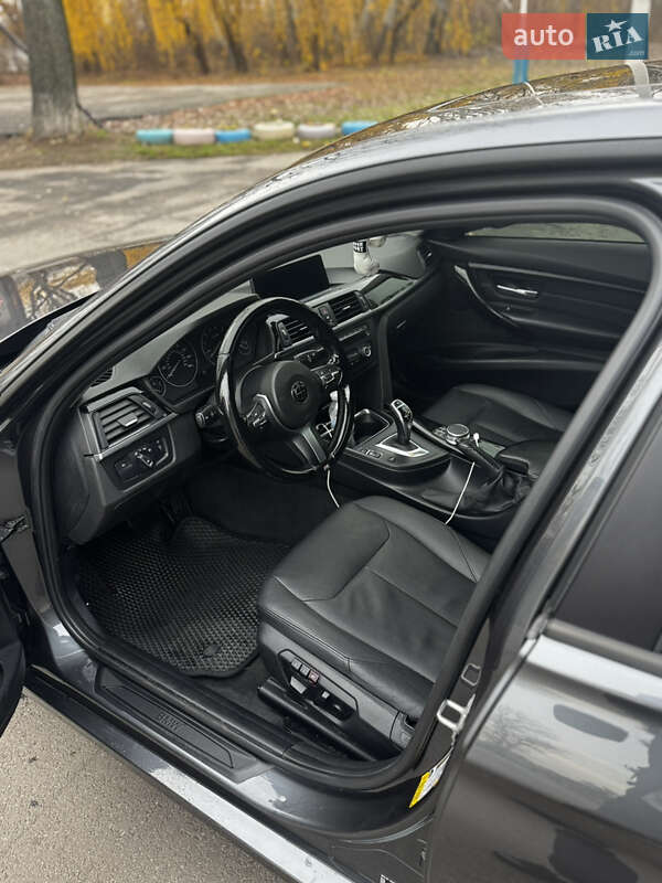 Седан BMW 3 Series 2015 в Днепре