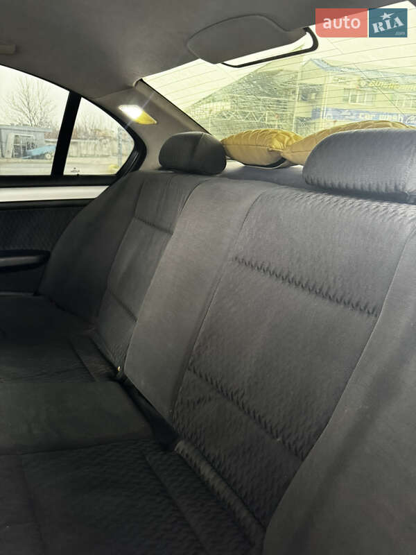 Седан BMW 3 Series 2000 в Хмельницком