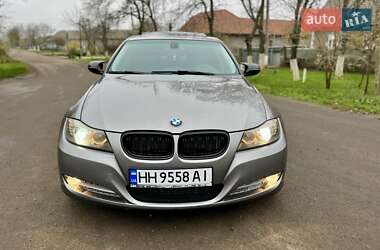 Седан BMW 3 Series 2011 в Килии