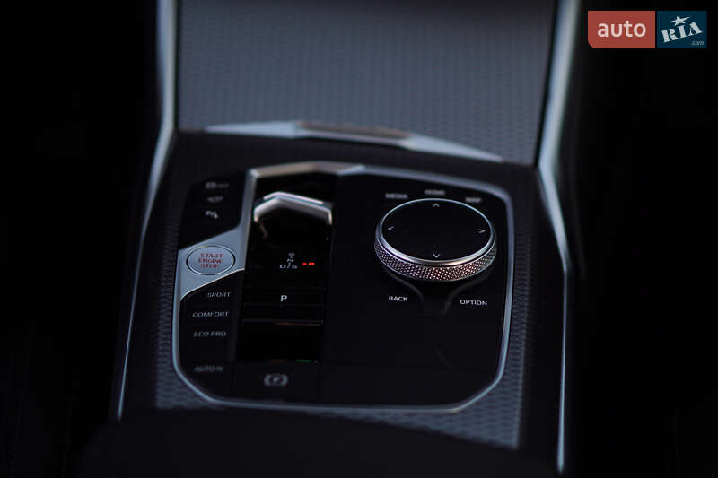 Седан BMW 3 Series 2023 в Харкові