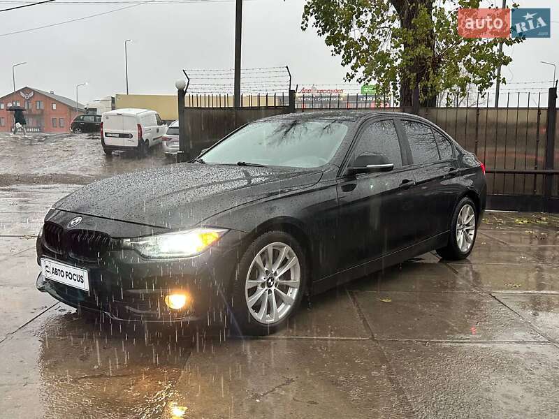 Седан BMW 3 Series 2016 в Киеве