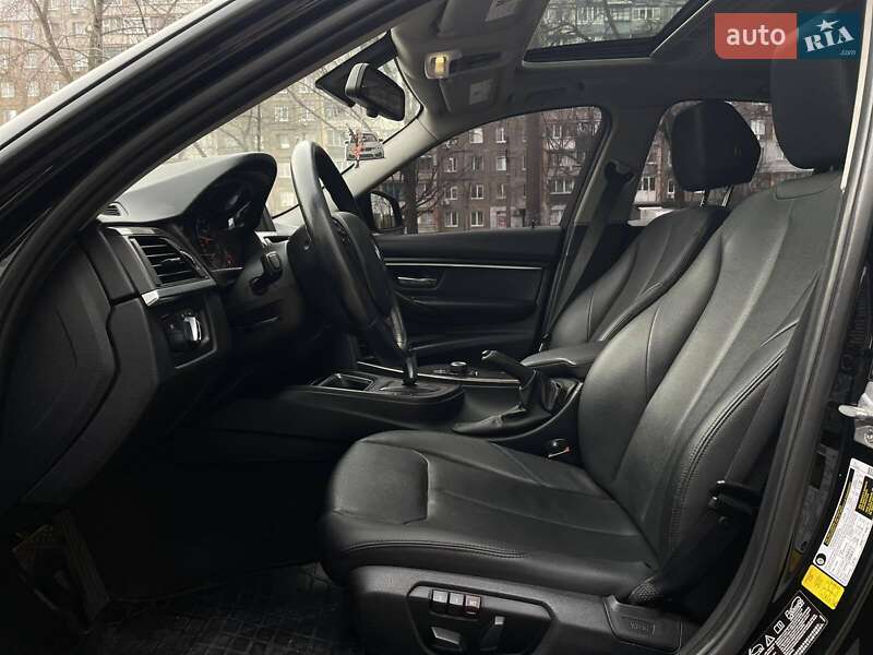 Седан BMW 3 Series 2014 в Днепре