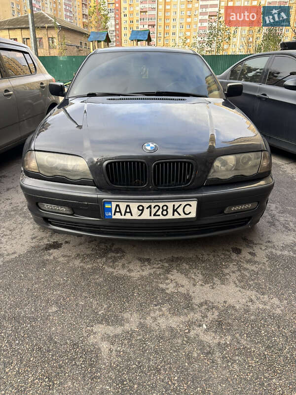 Седан BMW 3 Series 2000 в Киеве