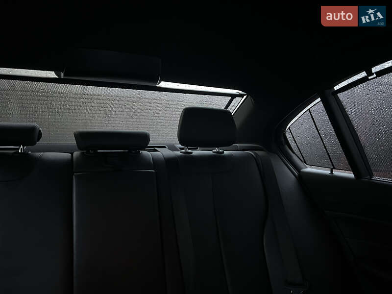 Седан BMW 3 Series 2012 в Киеве