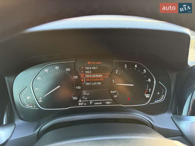 Седан BMW 3 Series 2021 в Львове