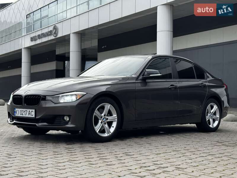 Седан BMW 3 Series 2013 в Киеве