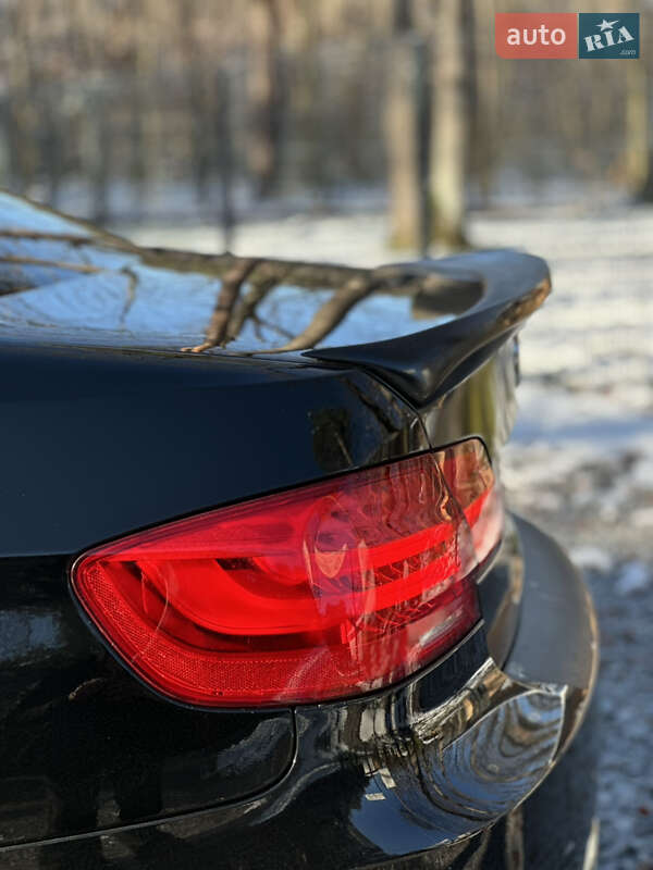 Купе BMW 3 Series 2010 в Львове фото 25 Купе BMW 3 Series 2010 в Львове