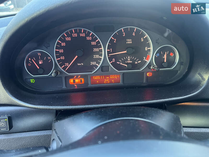 Седан BMW 3 Series 2003 в Волочиске