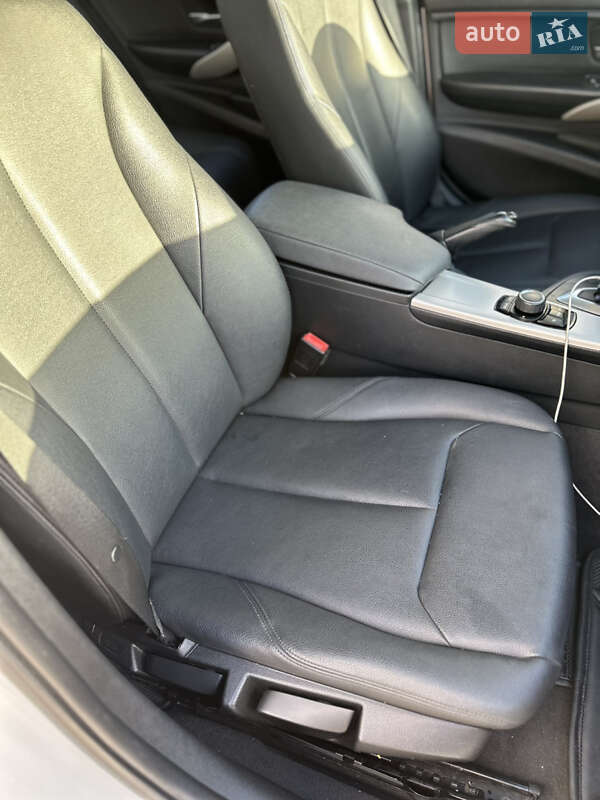 Седан BMW 3 Series 2015 в Киеве фото 17 Седан BMW 3 Series 2015 в Киеве
