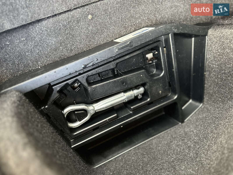 Седан BMW 3 Series 2015 в Киеве фото 34 Седан BMW 3 Series 2015 в Киеве