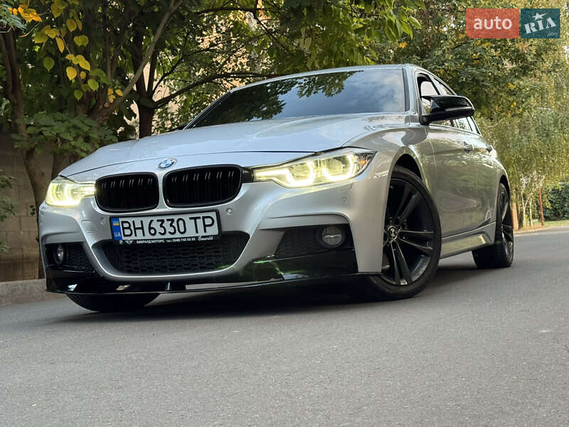 Седан BMW 3 Series 2015 в Одессе