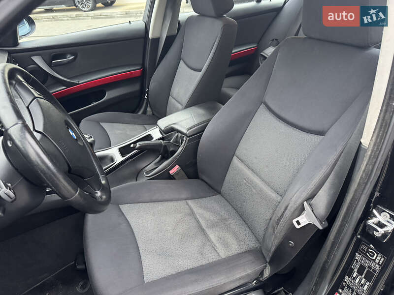 Седан BMW 3 Series 2005 в Ивано-Франковске