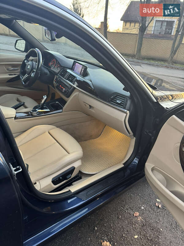 Седан BMW 3 Series 2015 в Хмельницком