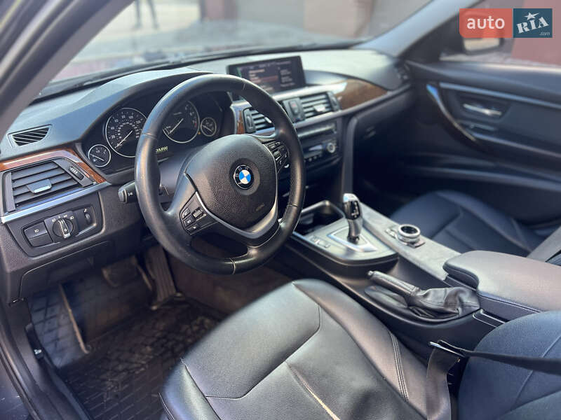Седан BMW 3 Series 2012 в Ровно