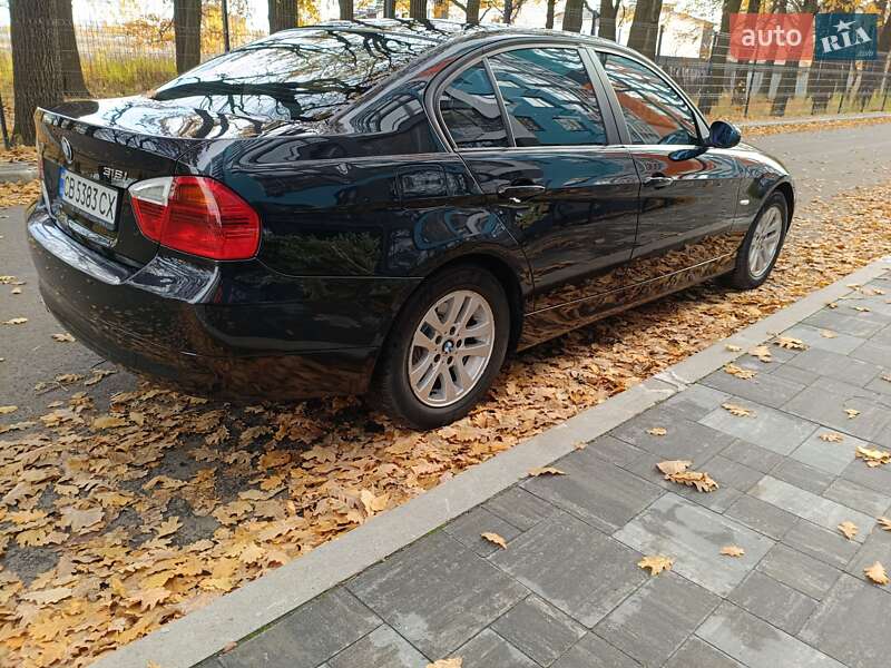 Седан BMW 3 Series 2007 в Чернигове