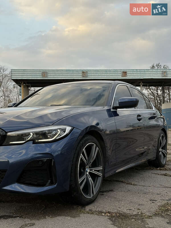 Седан BMW 3 Series 2021 в Кременчуге