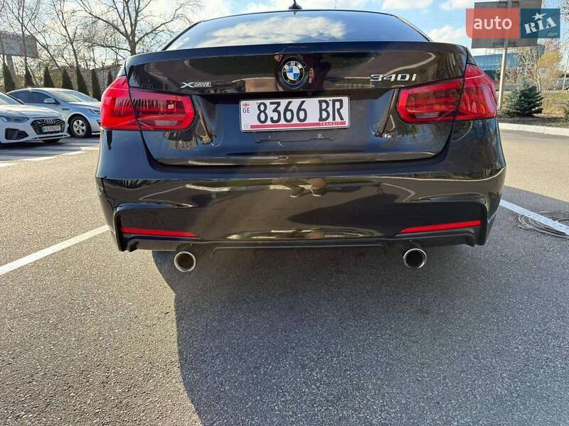 Седан BMW 3 Series 2015 в Киеве