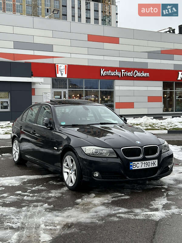 Седан BMW 3 Series 2010 в Львове фото 3 Седан BMW 3 Series 2010 в Львове