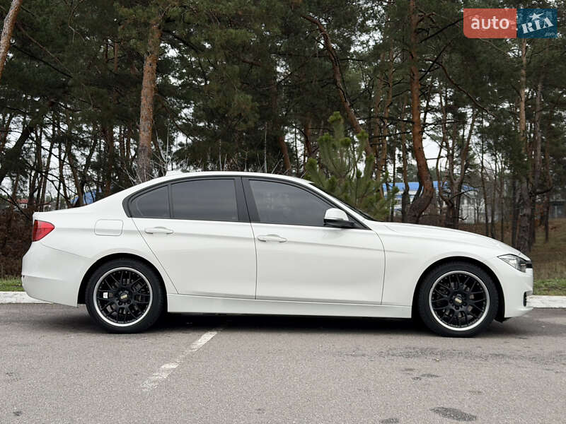 Седан BMW 3 Series 2012 в Киеве фото 14 Седан BMW 3 Series 2012 в Киеве