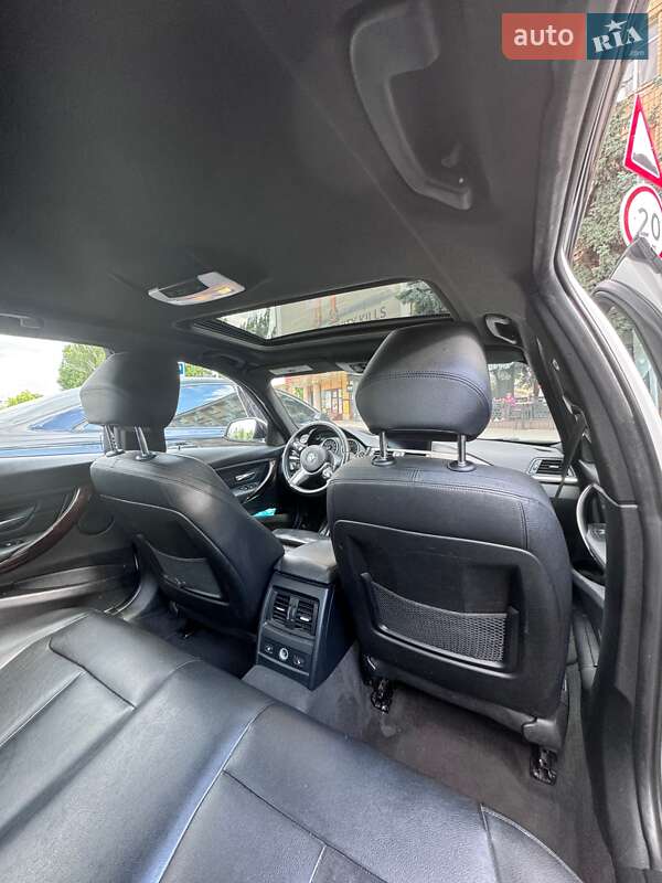 Седан BMW 3 Series 2015 в Николаеве