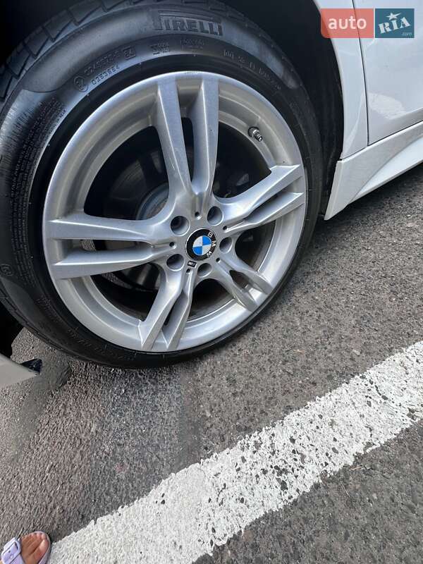 Седан BMW 3 Series 2015 в Николаеве