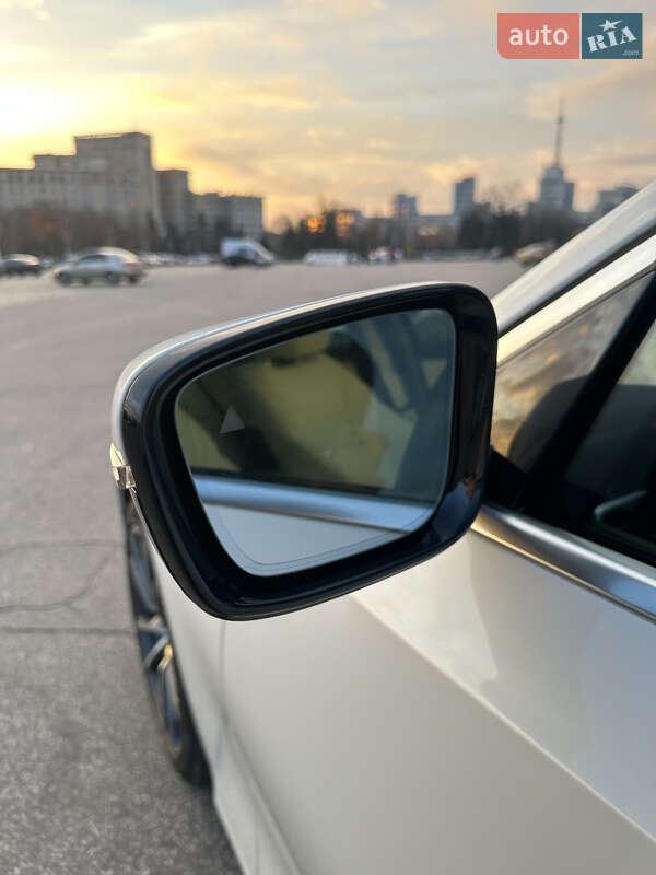 Седан BMW 3 Series 2021 в Харькове