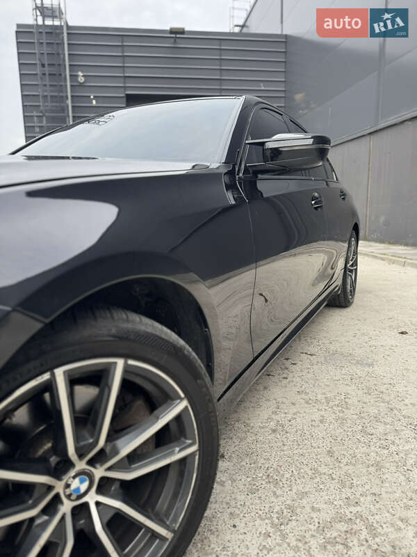 Седан BMW 3 Series 2020 в Киеве