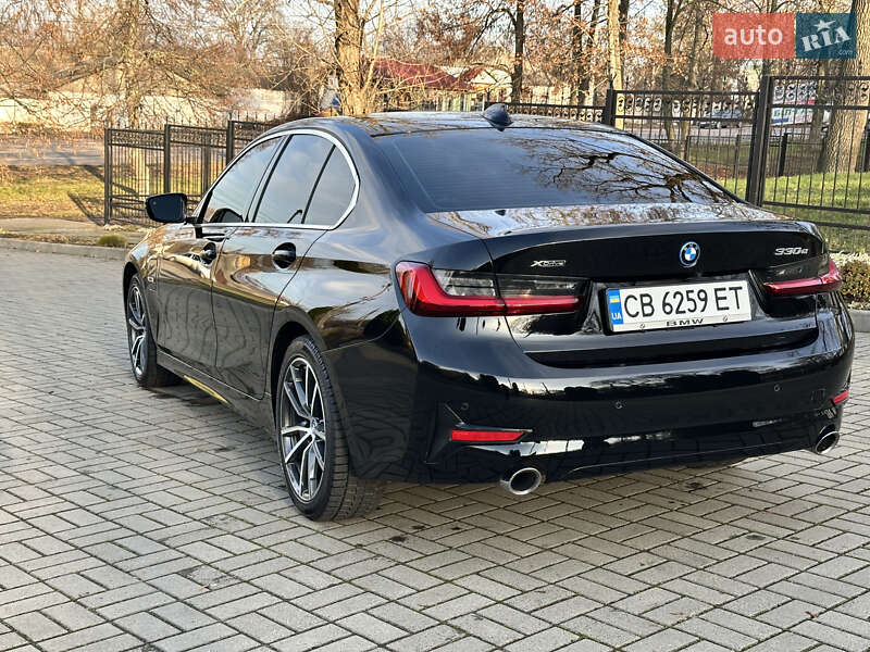 Седан BMW 3 Series 2022 в Києві