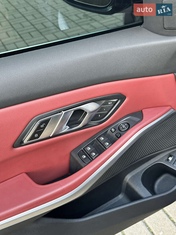 Седан BMW 3 Series 2022 в Києві