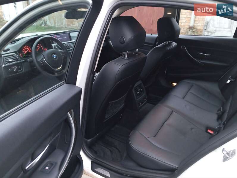 Седан BMW 3 Series 2013 в Києві