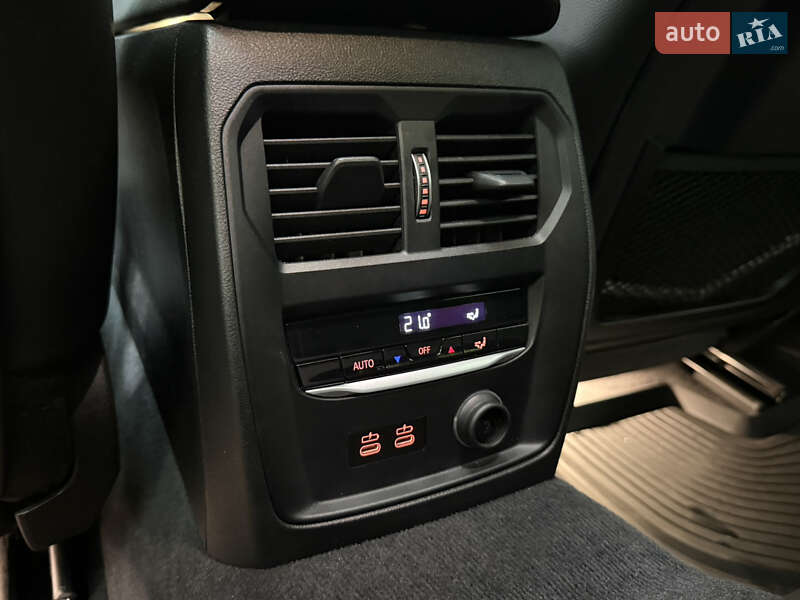 Седан BMW 3 Series 2019 в Тернополе