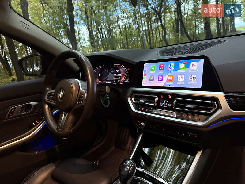 Седан BMW 3 Series 2019 в Тернополе