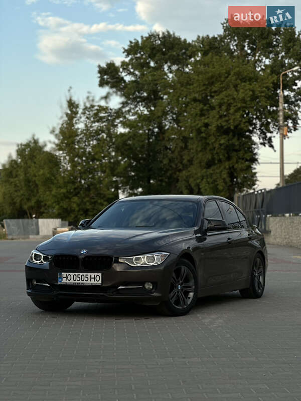 BMW 3 Series 2012
