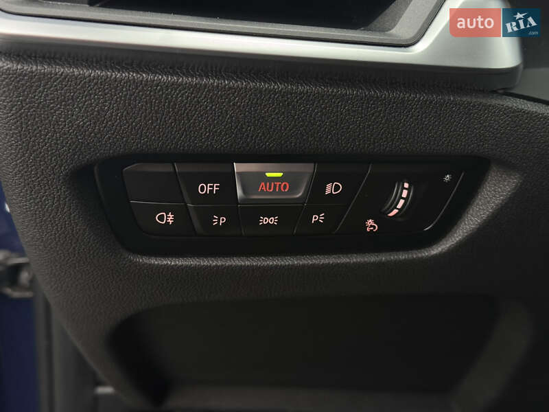 Седан BMW 3 Series 2021 в Днепре