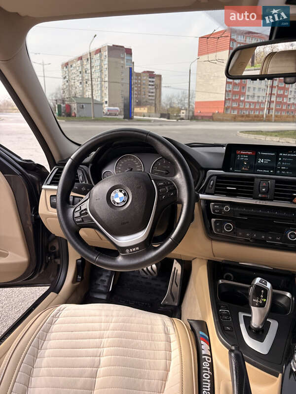 Седан BMW 3 Series 2014 в Запорожье