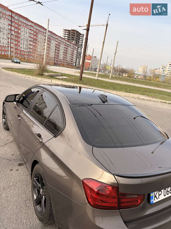 Седан BMW 3 Series 2014 в Запорожье