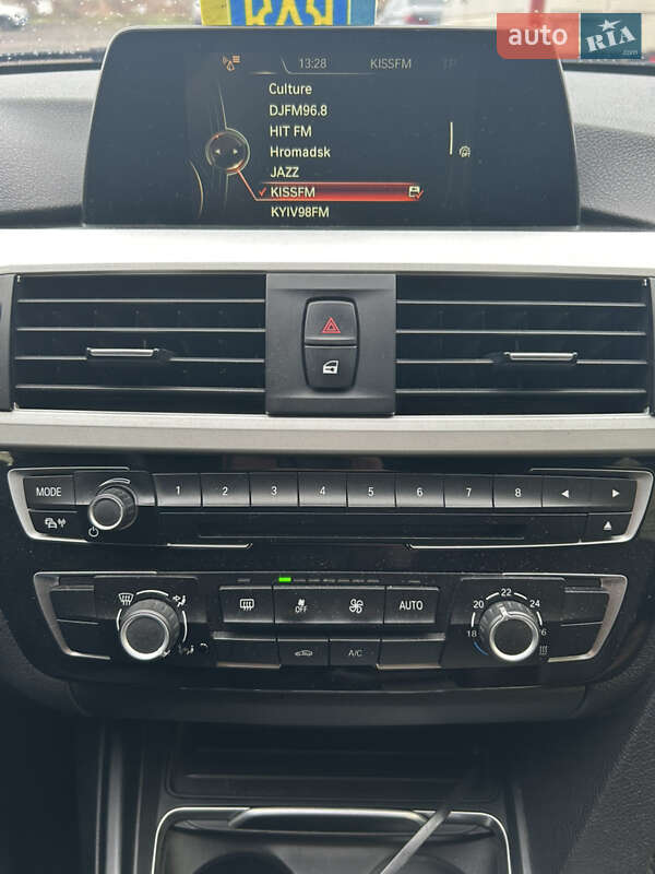 Универсал BMW 3 Series 2016 в Киеве