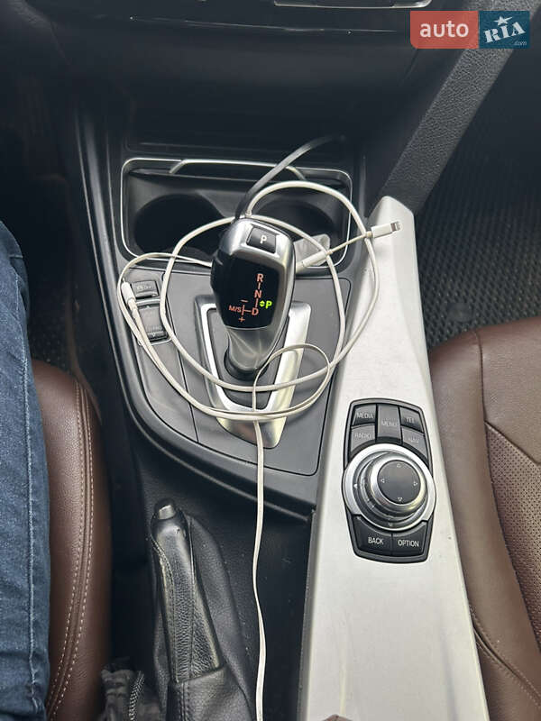 Универсал BMW 3 Series 2016 в Киеве